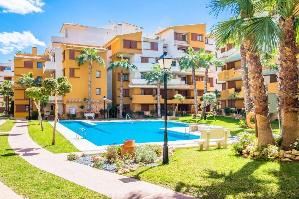 Cc8 By Zanis Apartamento Torrevieja Exterior foto